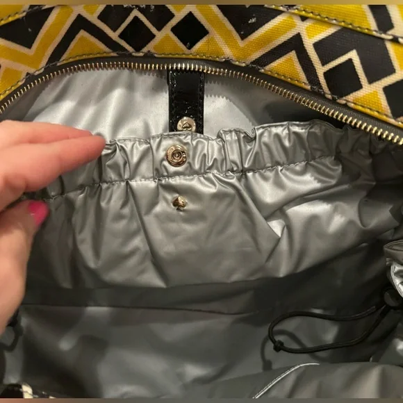 Kate Spade Stevie diaper bag! Like new - Picture 7 of 11